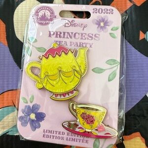 LE Beauty And The Beast Disney Princess Tea Party Dangle Pin